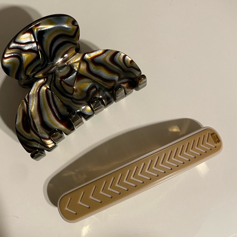 alexandre de paris and france luxe hair clips
